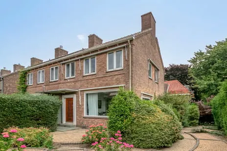 Hoekwoning te koop: Grindweg 2, Molenlaankwartier Rotterdam