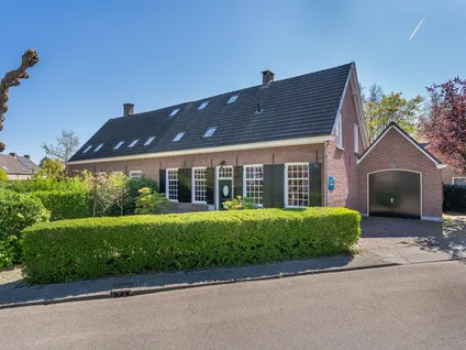 Appartement te koop: Grinsel 28, Maaskantje Den Dungen