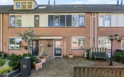 Tussenwoning te koop: Groen-blauwlaan 74, Rokkeveen-Oost Zoetermeer