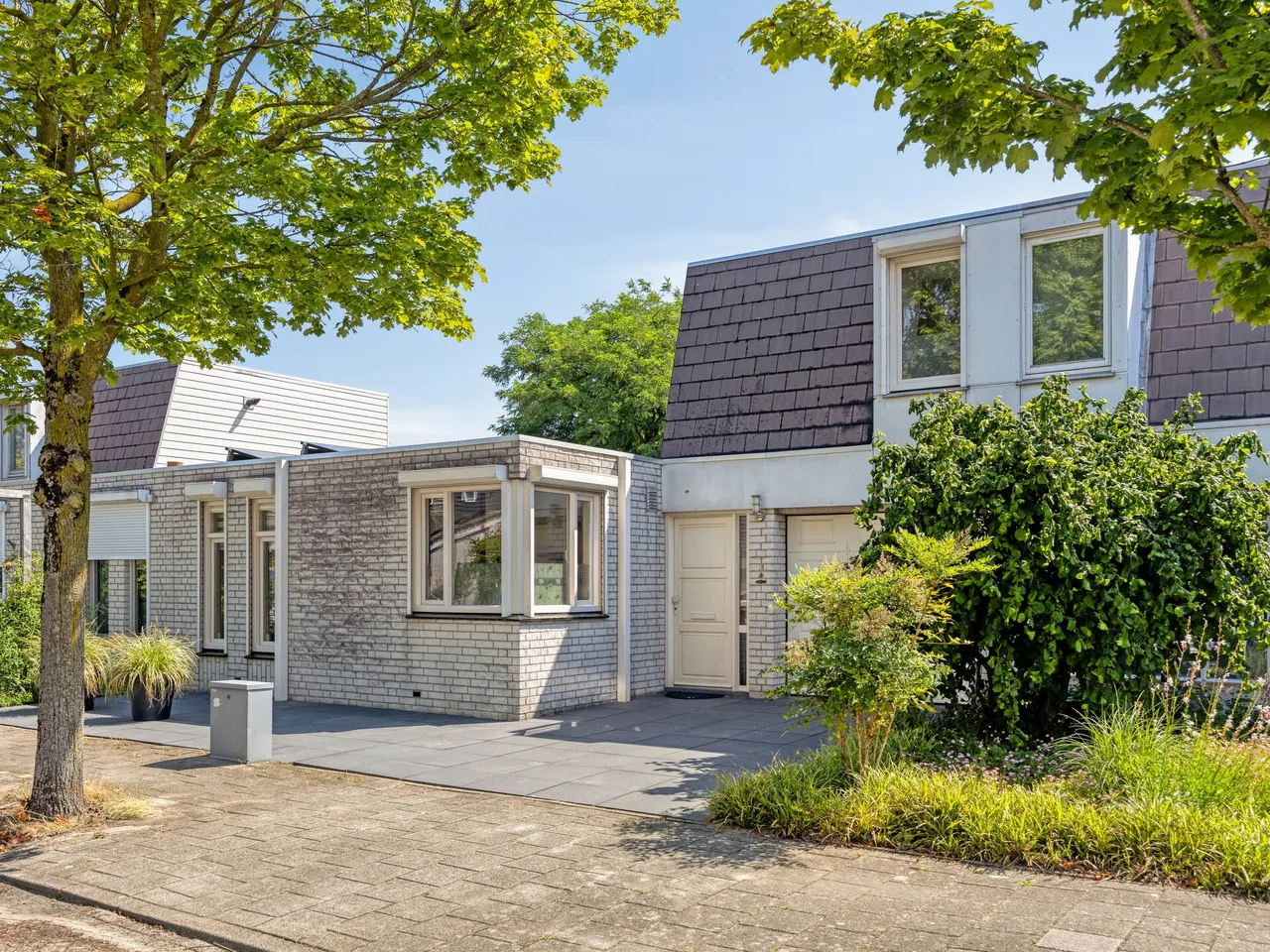 Tussenwoning te koop: Groen Van Prinstererlaan 78, 'S-Hertogenbosch