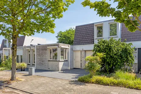 Tussenwoning te koop: Groen van Prinstererlaan 78, De Staatsliedenbuurt 'S-Hertogenbosch