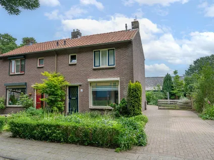 Twee-onder-één-kap te koop: Groen van Prinstererstraat 48, Zelhem Zelhem