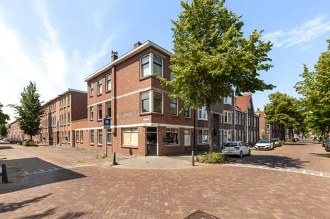 Apartment for sale: Groen van Prinstererstraat 64, Centrum Vlaardingen