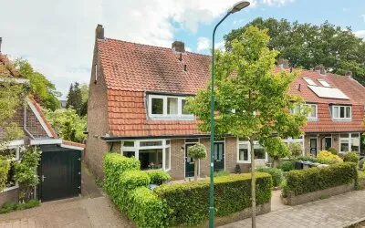 Hoekwoning te koop: Groen van Prinstererweg 12, De Bilt West De Bilt