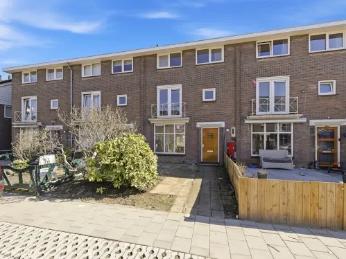 Tussenwoning te koop: Groen van Prinstererstraat 17, Staatsliedenbuurt Zutphen