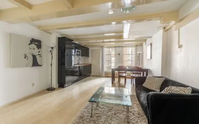 Studio te koop: Groenburgwal 38B, Amsterdam