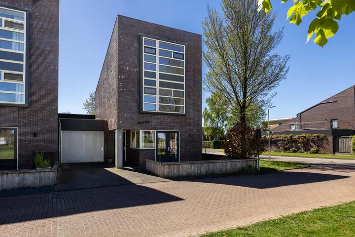 Hoekwoning te koop: Groendijksterzijl 4, De Domp Sneek