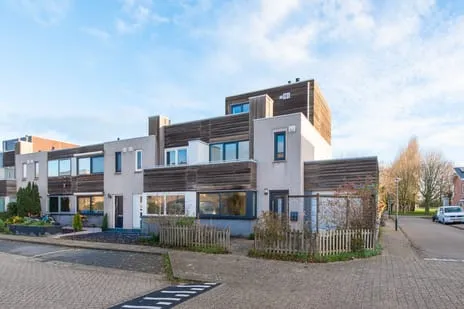 Hoekwoning te koop: Groene Steen 32, Kersenboogerd-Zuid - Buurt 33 08 Hoorn