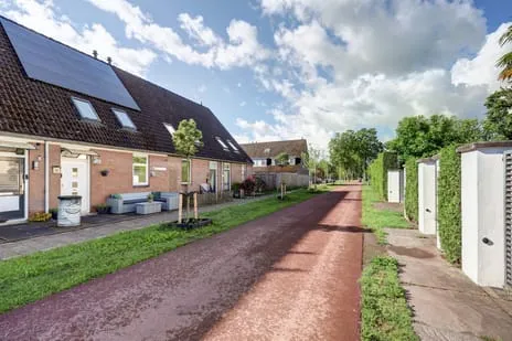 Tussenwoning te koop: Groenekade 22, Monnikenhof centrum Vianen (Ut)