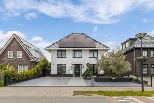 Vrijstaande woning te koop: Groenendaal 48, Buitenhof Lelystad