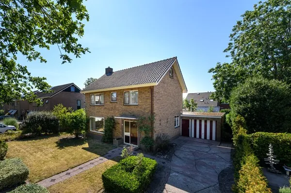 Vrijstaande woning te koop: Groenendal 35, Sint Nicolaasga