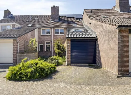 Tussenwoning te koop: Groenenweer 44, De Weren Sliedrecht