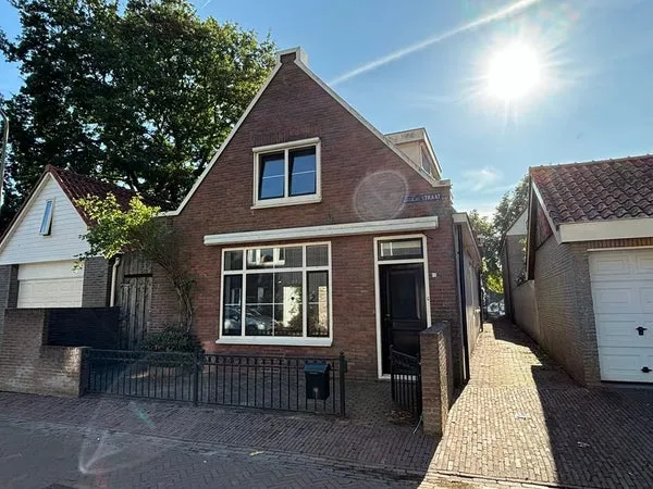 Vrijstaande woning te koop: Groenestraat 15, Blokzijl Blokzijl