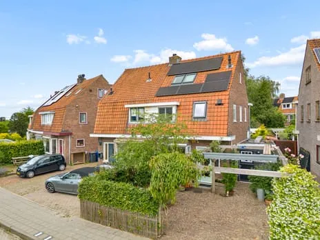 Twee-onder-één-kap te koop: Groeneweg 38, Bunnik Bunnik