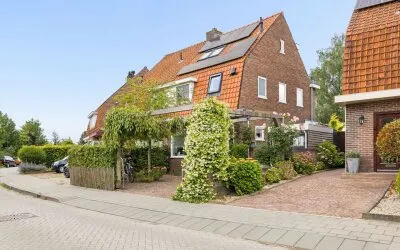 Twee-onder-één-kap te koop: Groeneweg 38, Bunnik Bunnik