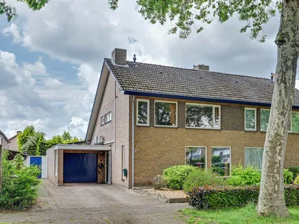 Twee-onder-één-kap te koop: Groeneweg 54, Reusel Reusel