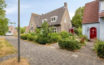Twee-onder-één-kap te koop: Groenezoom 169, Vreewijk Rotterdam