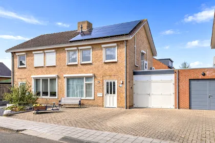 Twee-onder-één-kap te koop: Groenhoeven 28, Wanroij Wanroij
