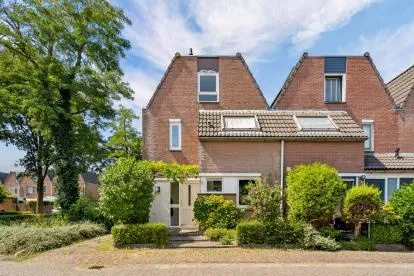 Corner house for sale: Groenhof 58, Buitenhof en Groenhof Almere