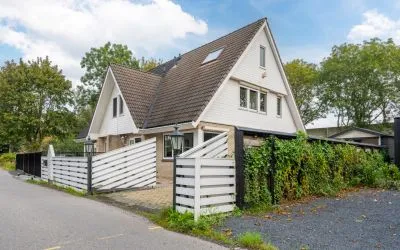 Twee-onder-één-kap te koop: Groenlandse kade 18, Vinkeveen
