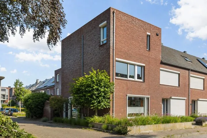 Hoekwoning te koop: Groenlingstraat 43, Belcrum Breda