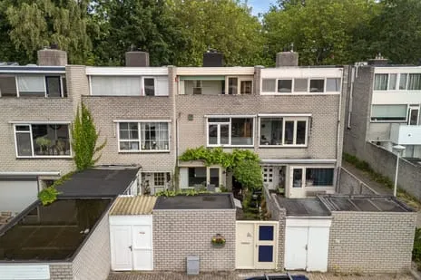 Tussenwoning te koop: Groenoord 74, Groenoord Alphen Aan Den Rijn