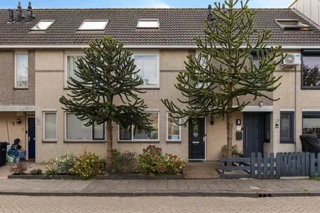 Tussenwoning te koop: Groevenbeekstraat 18, Landgoederenbuurt Oost Almere