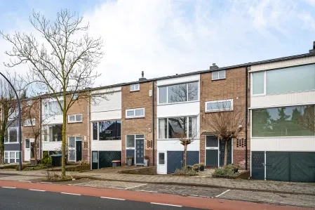 Tussenwoning te koop: Gronausestraat 121, Enschede
