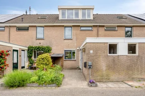 Tussenwoning te koop: Grondel 5, Langenbeek Leusden