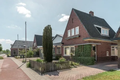 Vrijstaande woning te koop: Groningerstraat 90, Surhuisterveen Surhuisterveen