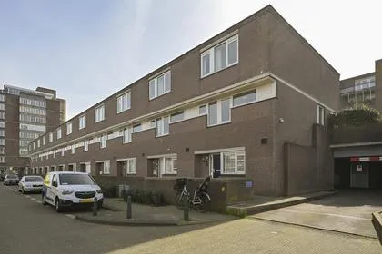 Tussenwoning te koop: Groningsestraat 67, 'S-Gravenhage