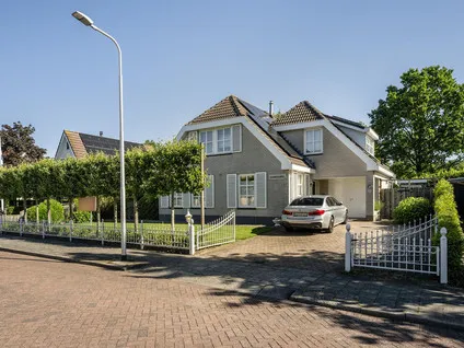 Vrijstaande woning te koop: Groot Verréhof 17, Tholen Tholen