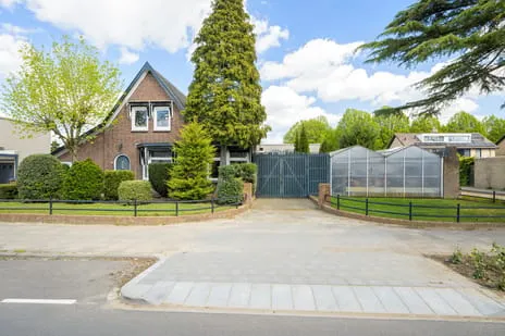 Vrijstaande woning te koop: Groot Ypelaardreef 29, Ypelaar Breda
