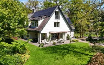 Vrijstaande woning te koop: Groot Haesebroekseweg 53A, Wassenaar