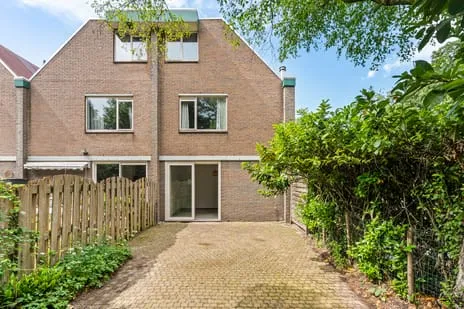 Terraced house for sale: Groote Peel 72, Biesbosch Diemen