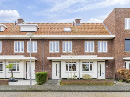 Tussenwoning te koop: Groote Wielenlaan 332, De Hoven Rosmalen