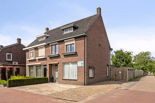 Twee-onder-één-kap te koop: Grootschoterweg 120, Budel-Schoot Budel-Schoot