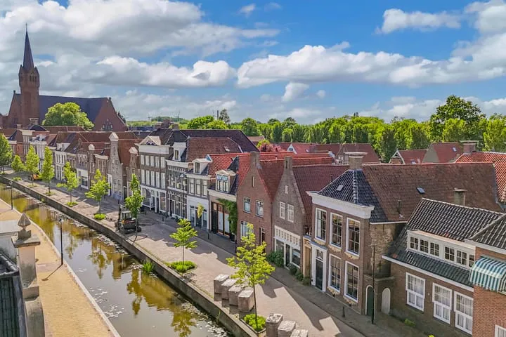 Corner house for sale: Grote Dijlakker 38, Bolsward binnen De Wallen Bolsward