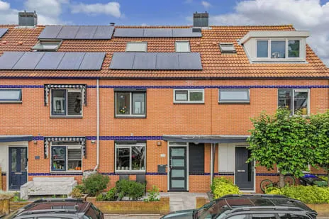 Tussenwoning te koop: Grote Houtweg 172, Kuenenplein Beverwijk