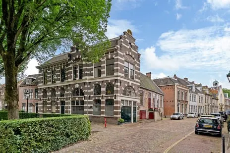 Apartment for sale: Grote Kerkstraat 240, Grote Kerkbuurt Leeuwarden