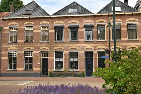 Tussenwoning te koop: Grote Kerkstraat 37, Steenbergen-Centrum Steenbergen (Nb)