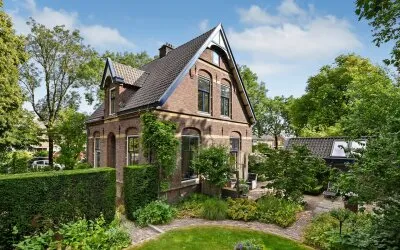 Vrijstaande woning te koop: Grote Molenstraat 20, Steding Elst