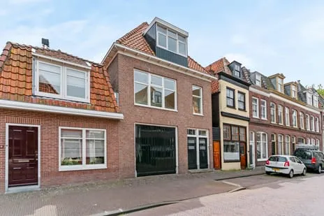 Tussenwoning te koop: Grote Oost 54, Binnenstad - Buurt 10 01 Hoorn