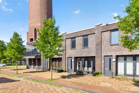 Terraced house for sale: Grote Schoorsteenplein 17, Enka Ede