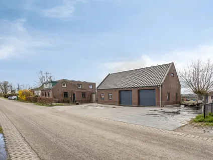 Twee-onder-één-kap te koop: Grote Huissenspolderweg 9, Buitengebied Zaamslag Zaamslag