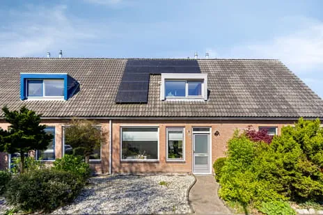 Tussenwoning te koop: Grote Veenbrandstraat 14, Bebouwde kom Zevenhuizen Zevenhuizen (Gr)