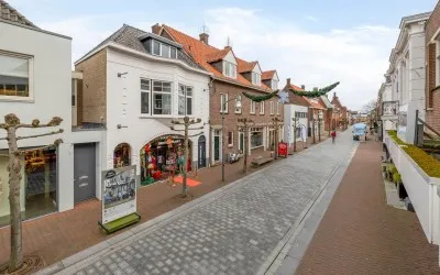 Appartement te koop: Grotestraat 235C, Centrum Waalwijk