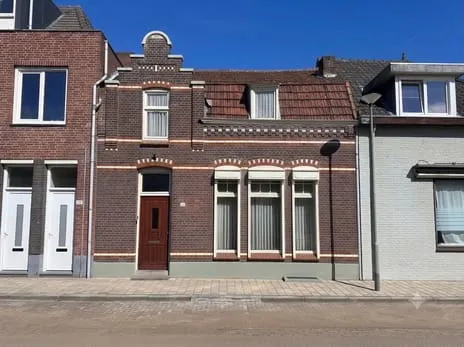 Hoekwoning te koop: Grotestraat 33, Linne Linne