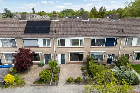 Tussenwoning te koop: Grovestins 19, Stiens Stiens