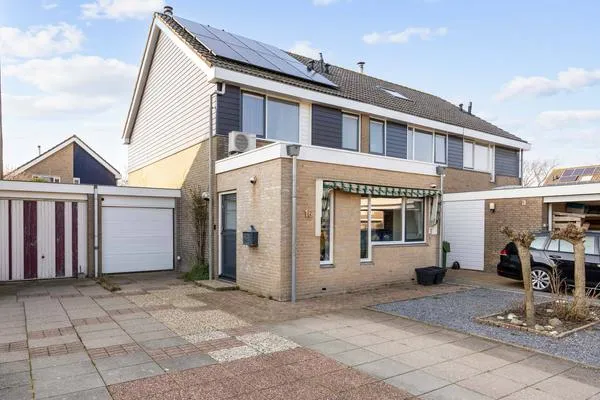 Tussenwoning te koop: Grundelhof 16, Harlingen